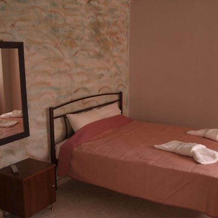 Paralía Blue Garden Rooms מראה חיצוני תמונה