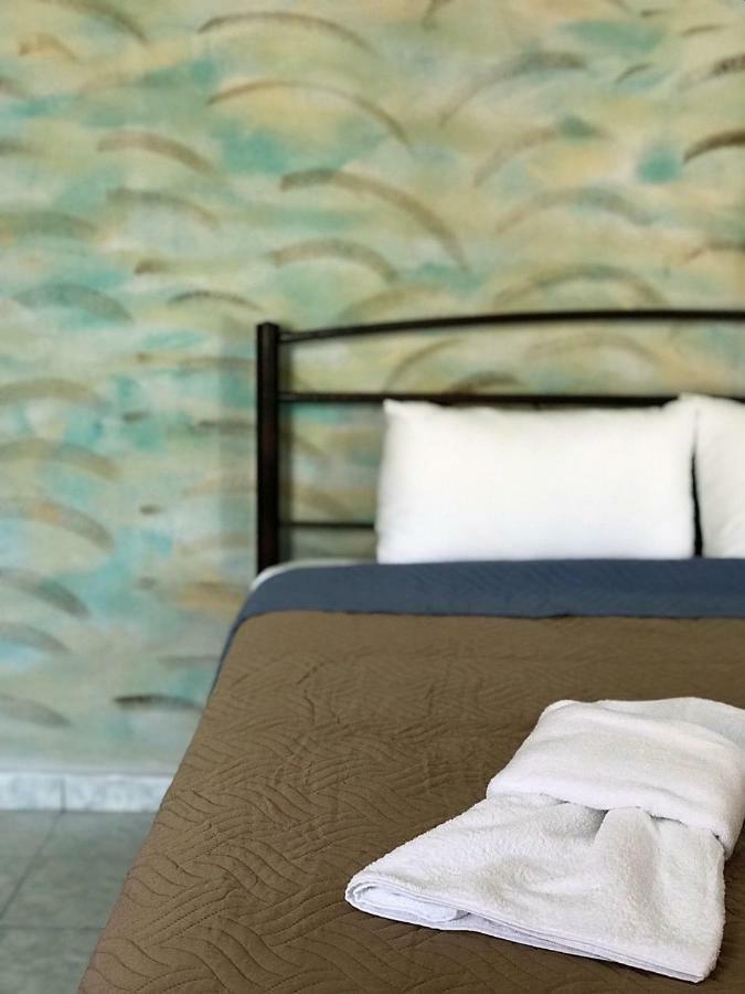 Paralía Blue Garden Rooms מראה חיצוני תמונה