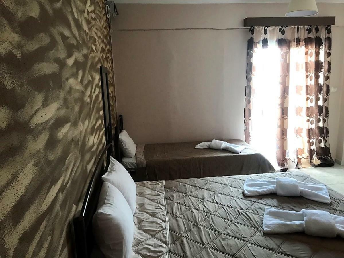 Paralía Blue Garden Rooms מראה חיצוני תמונה