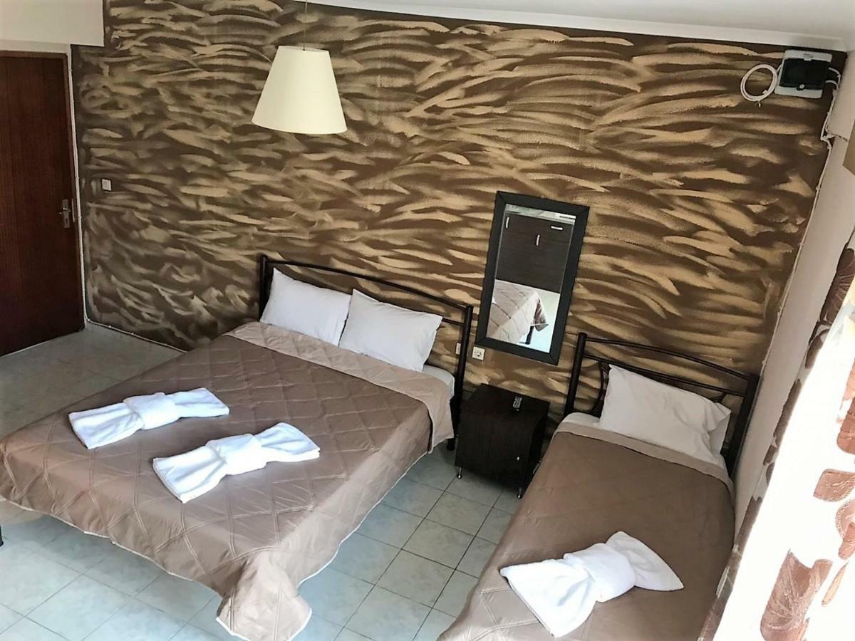 Paralía Blue Garden Rooms מראה חיצוני תמונה