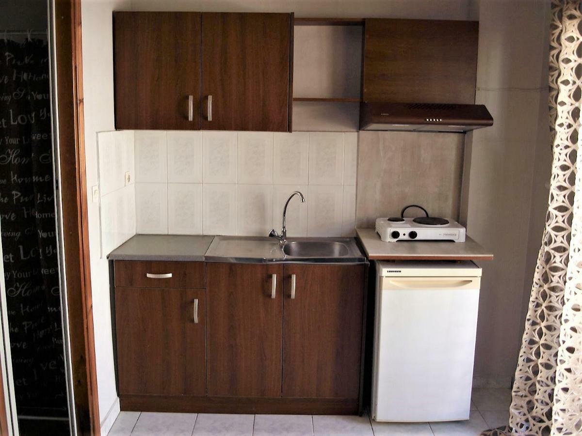 Paralía Blue Garden Rooms מראה חיצוני תמונה