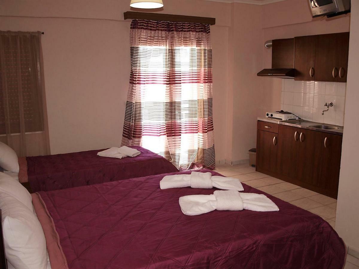 Paralía Blue Garden Rooms מראה חיצוני תמונה