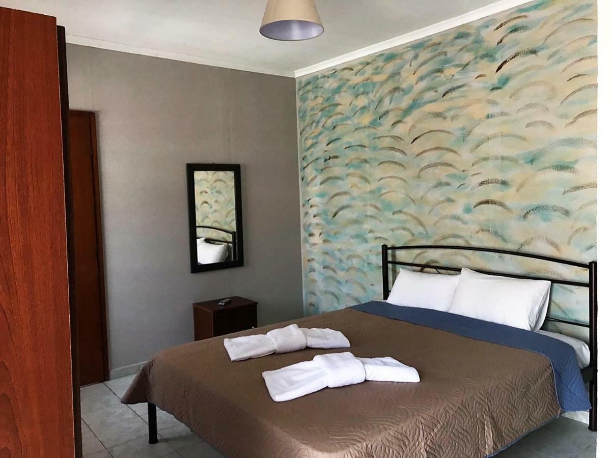 Paralía Blue Garden Rooms מראה חיצוני תמונה